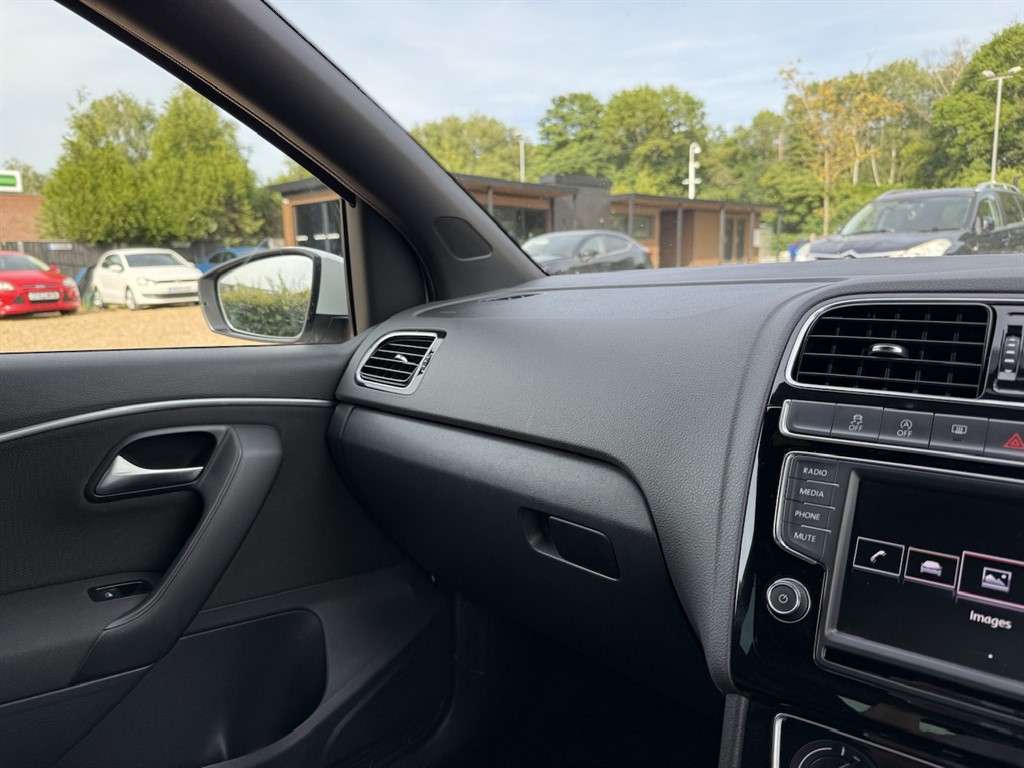 2016 VOLKSWAGEN POLO 2016 VOLKSWAGEN POLO