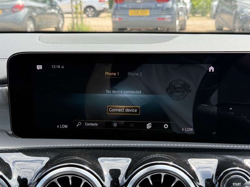 2022 MERCEDES A180 2022 MERCEDES A180