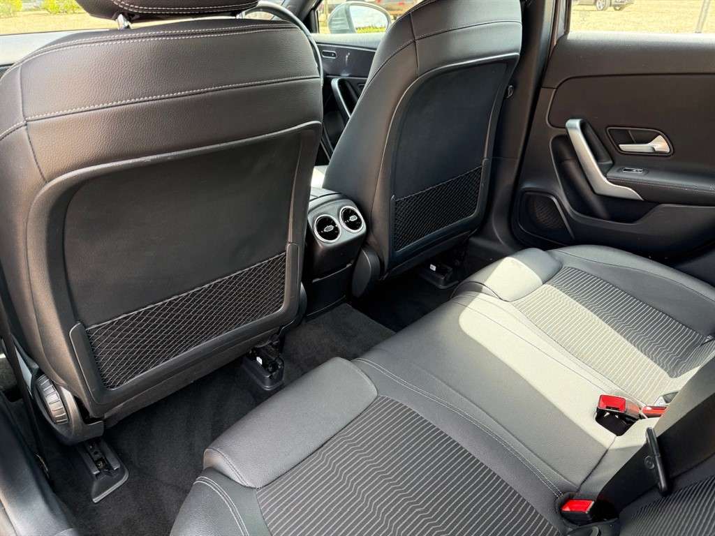 2018 MERCEDES A200 2018 MERCEDES A200
