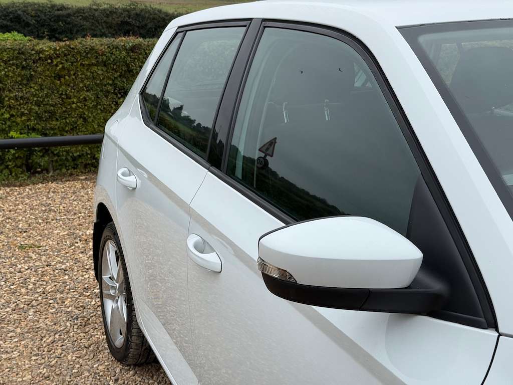 2015 SKODA FABIA 2015 SKODA FABIA