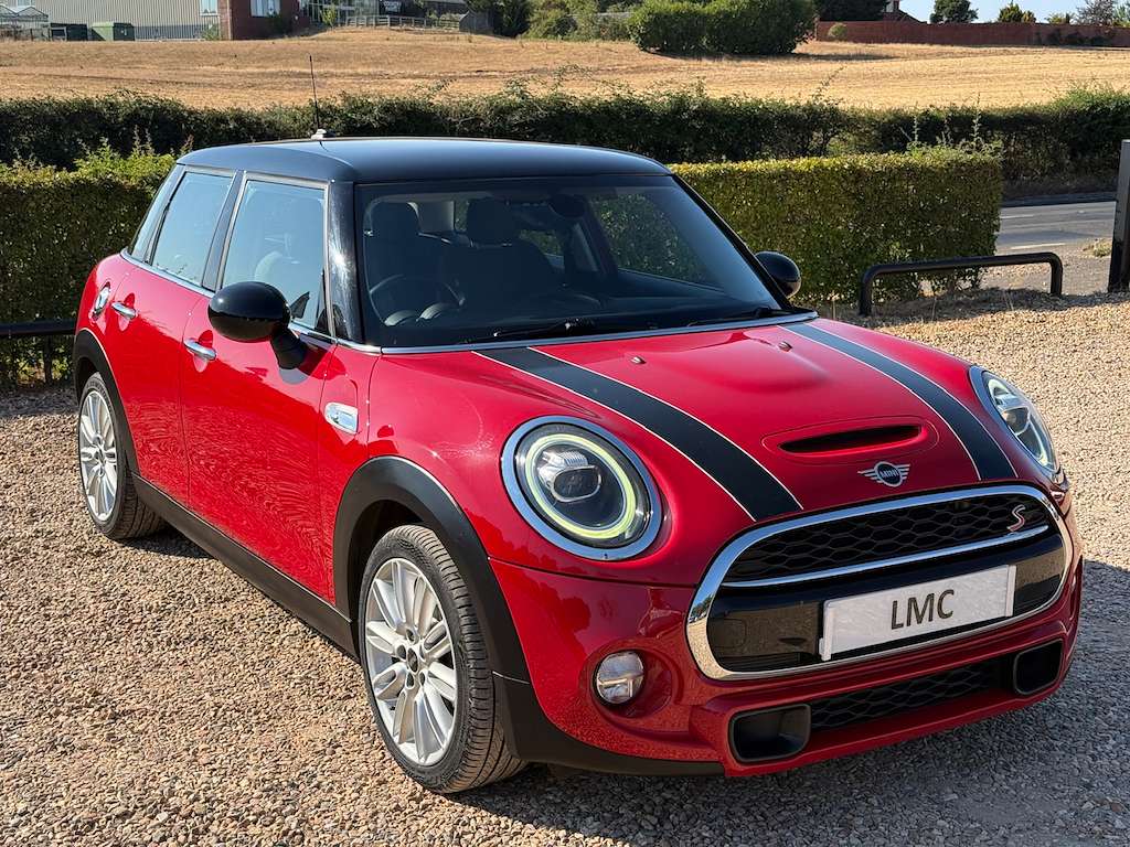 A 2018 MINI HATCH 2.0 Cooper S GPF Hatchback 5dr Petrol Manual Euro A 2018 MINI HATCH 2.0 Cooper S GPF Hatchback 5dr Petrol Manual Euro