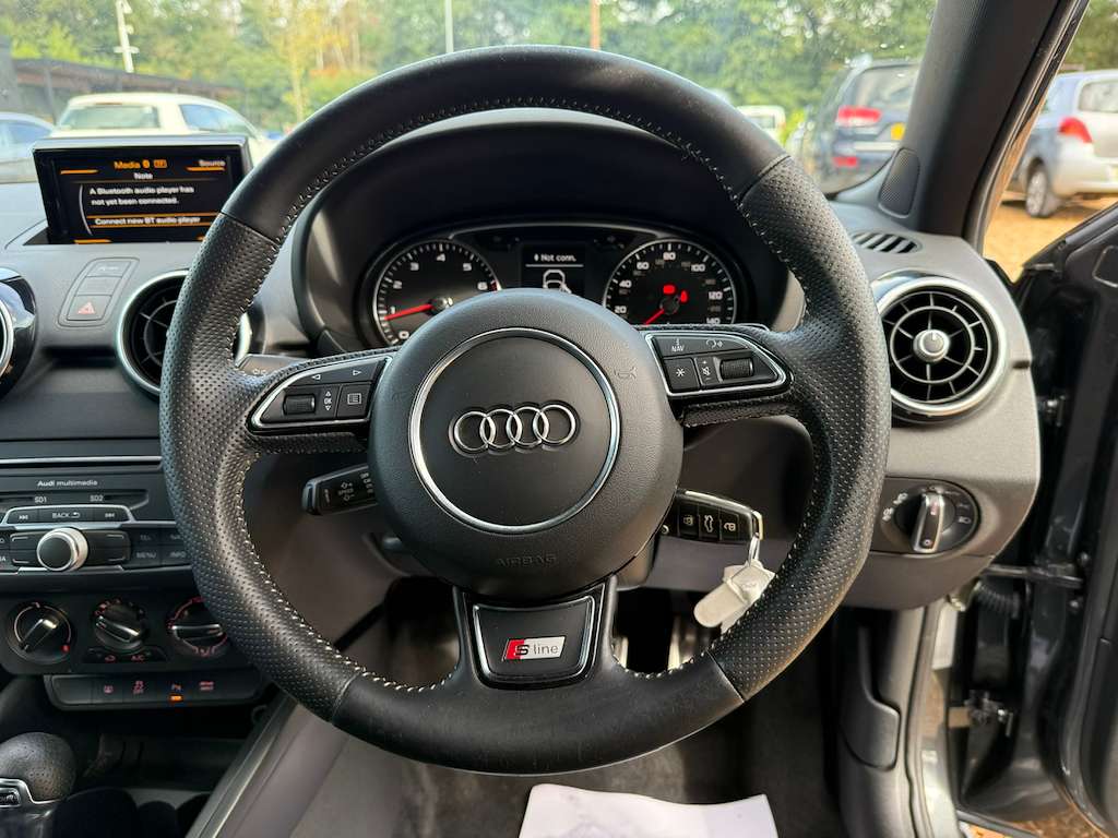 2016 AUDI A1 2016 AUDI A1