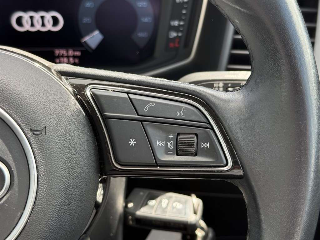 2022 AUDI A1 2022 AUDI A1