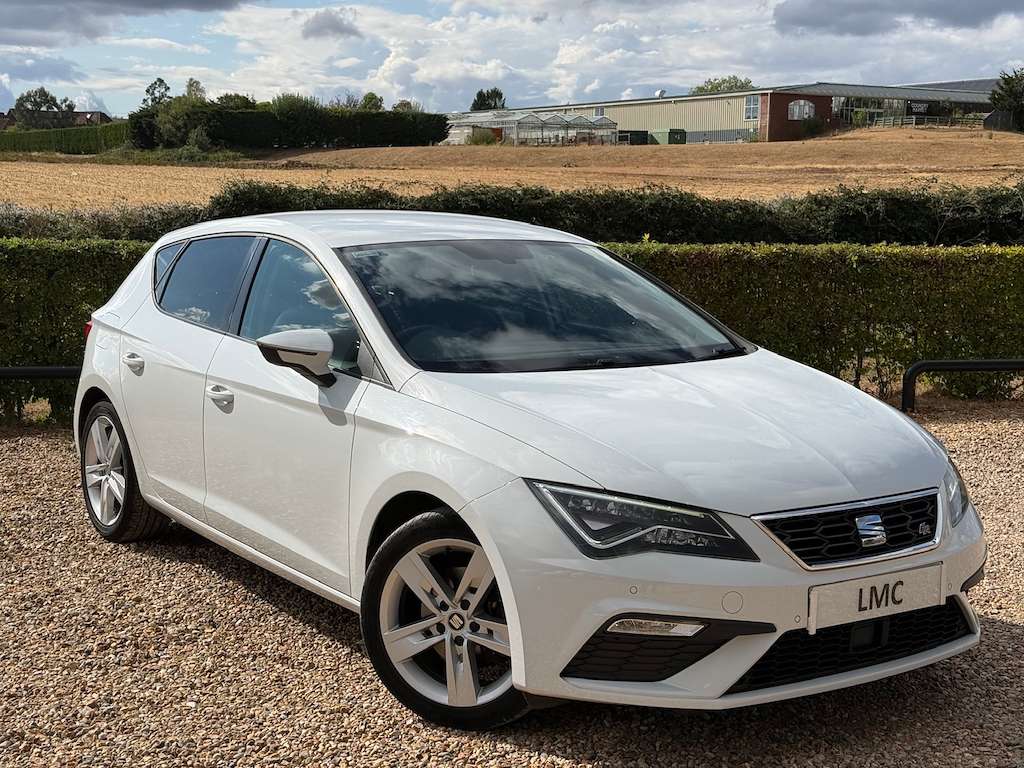 A 2019 SEAT LEON 1.5 TSI EVO FR Hatchback 5dr Petrol Manual Euro 6 A 2019 SEAT LEON 1.5 TSI EVO FR Hatchback 5dr Petrol Manual Euro 6
