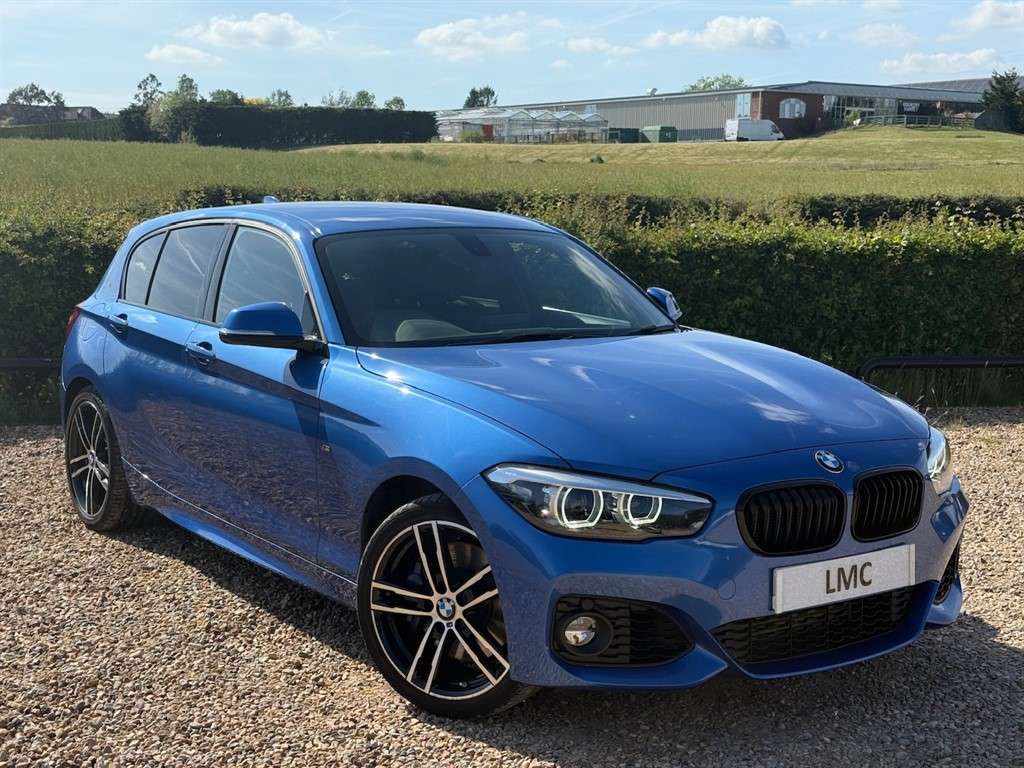 A 2019 BMW 1 SERIES 1.5 118i GPF M Sport Shadow Edition Hatchback 5dr A 2019 BMW 1 SERIES 1.5 118i GPF M Sport Shadow Edition Hatchback 5dr