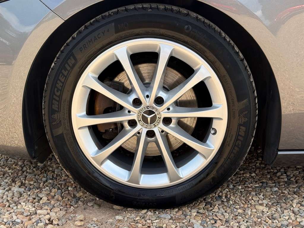 2018 MERCEDES A200 2018 MERCEDES A200