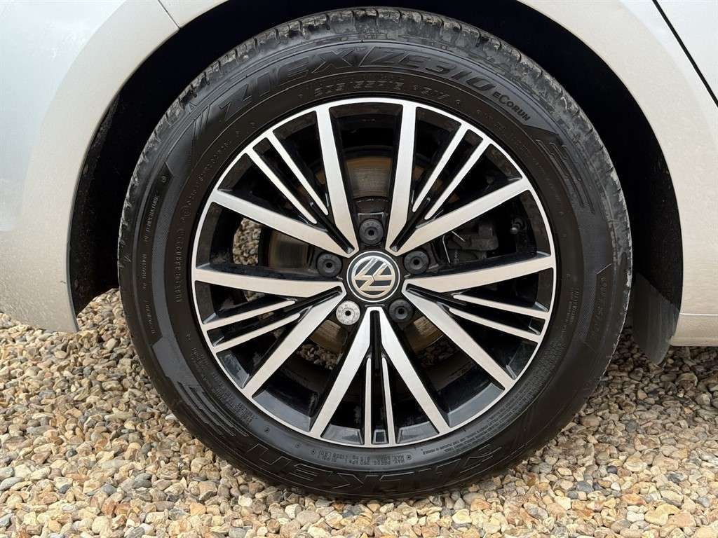 2019 VOLKSWAGEN GOLF 2019 VOLKSWAGEN GOLF
