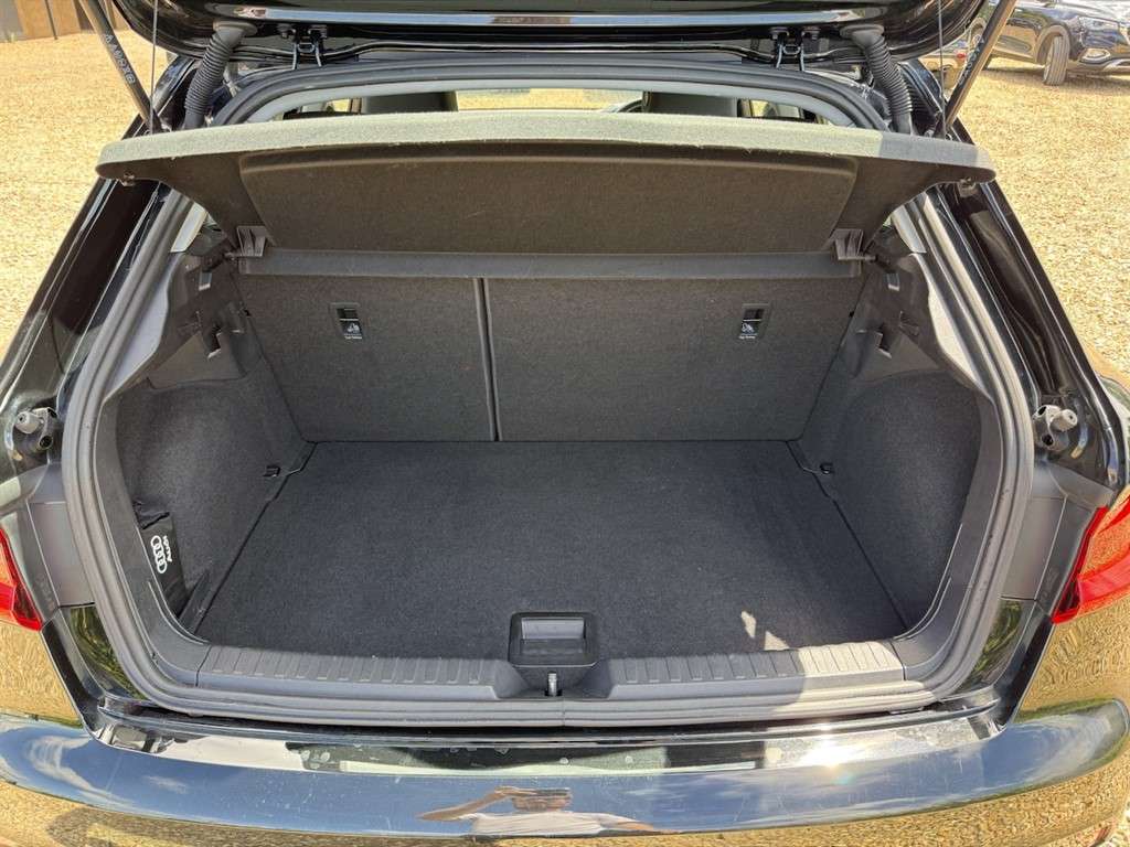 2022 AUDI A1 2022 AUDI A1