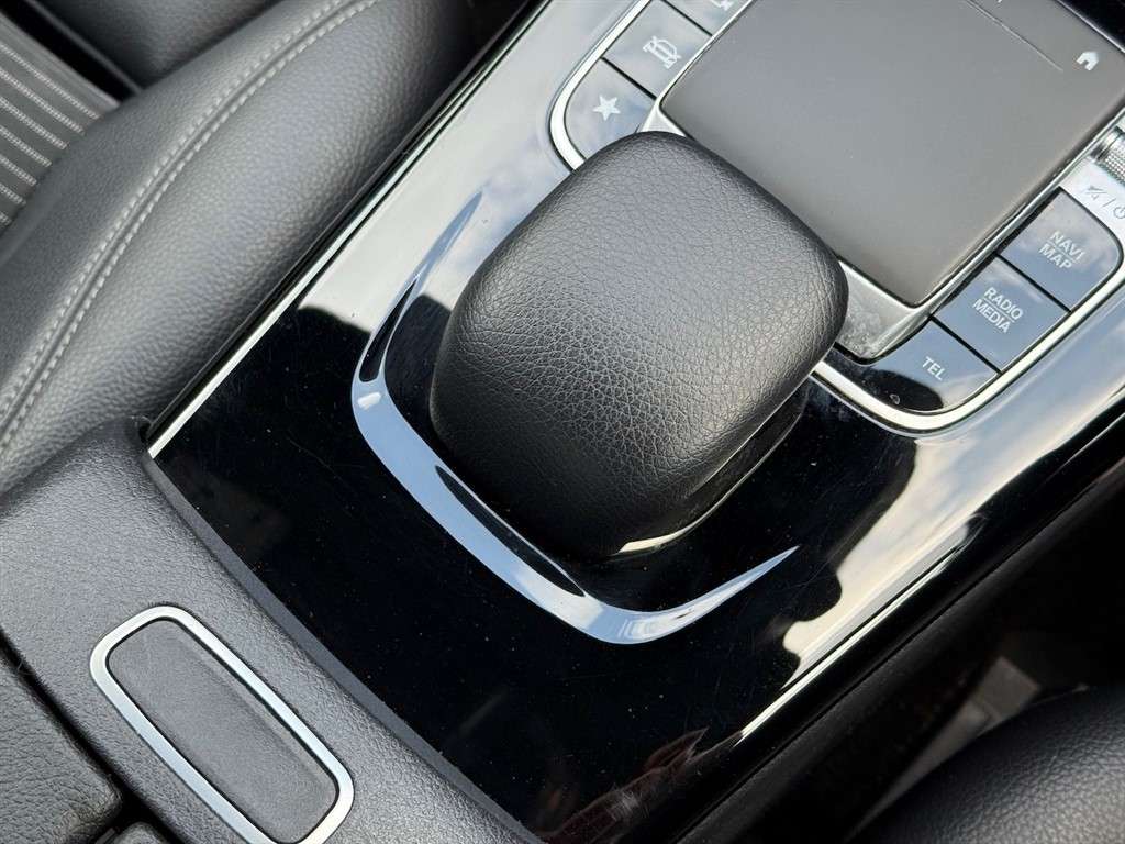 2018 MERCEDES A200 2018 MERCEDES A200