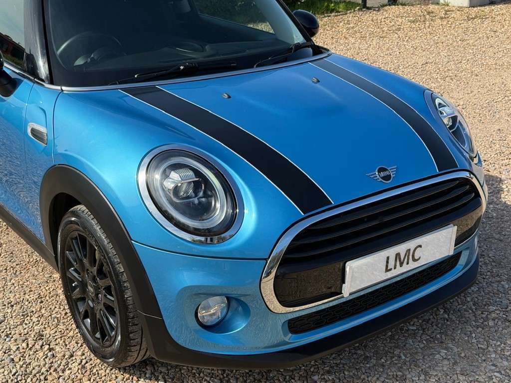 A 2018 MINI HATCH 1.5 Cooper Hatchback 3dr Petrol Manual Euro 6 (s/s A 2018 MINI HATCH 1.5 Cooper Hatchback 3dr Petrol Manual Euro 6 (s/s