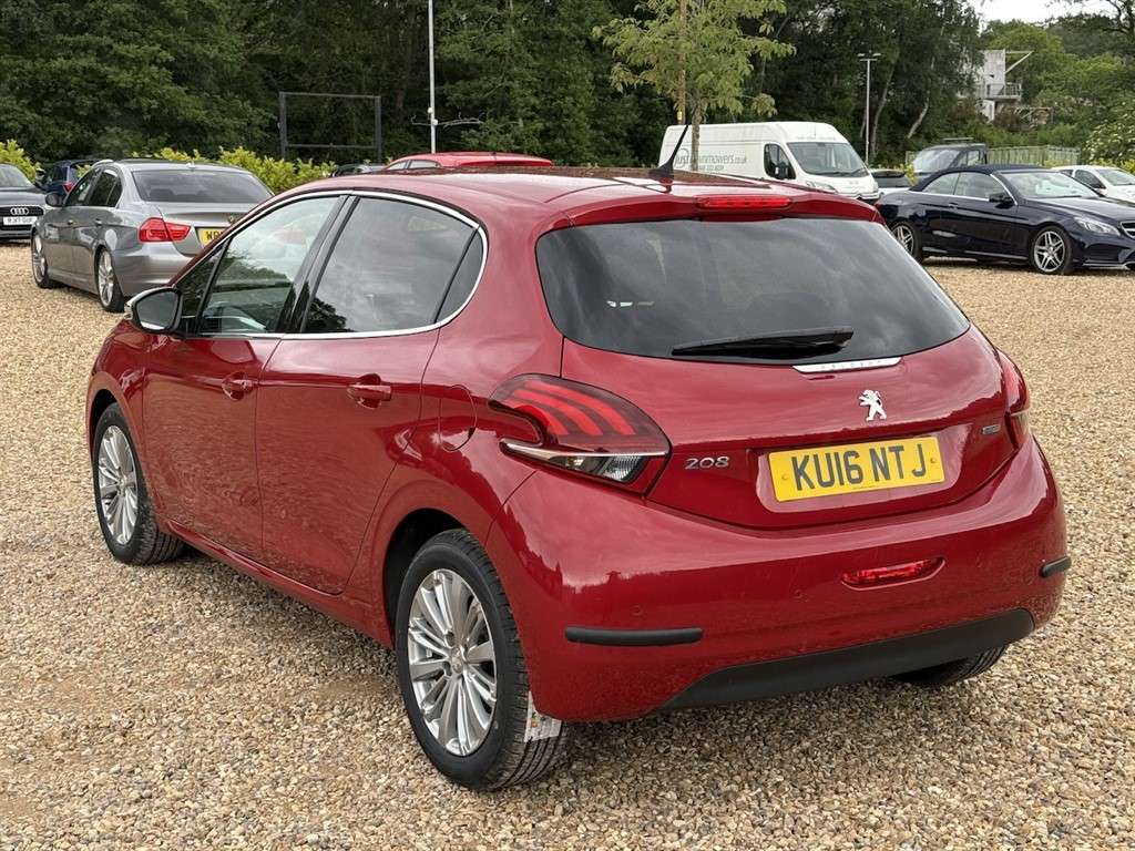 2016 PEUGEOT 208 2016 PEUGEOT 208