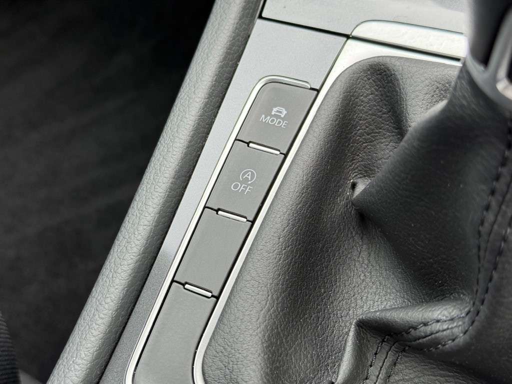 2019 VOLKSWAGEN GOLF 2019 VOLKSWAGEN GOLF