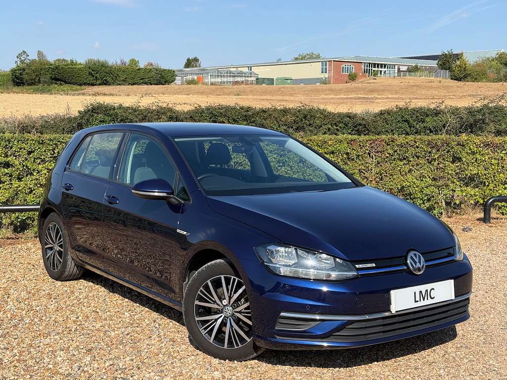 A 2018 VOLKSWAGEN GOLF 1.5 TSI EVO SE Nav Hatchback 5dr Petrol Manual Eur A 2018 VOLKSWAGEN GOLF 1.5 TSI EVO SE Nav Hatchback 5dr Petrol Manual Eur