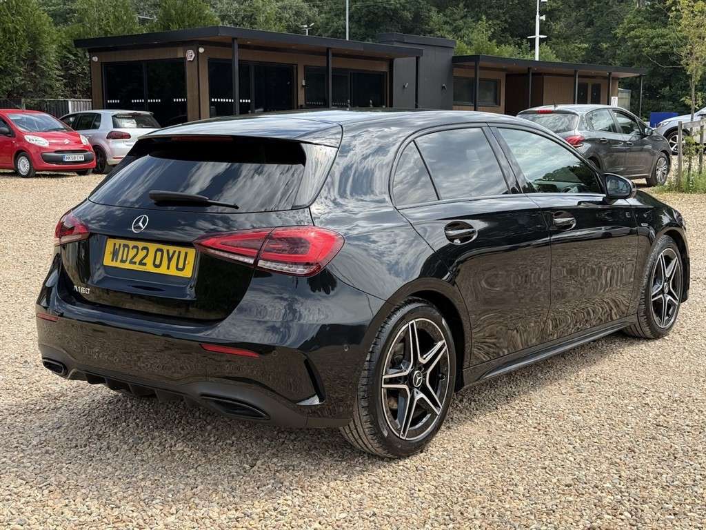 2022 MERCEDES A180 2022 MERCEDES A180