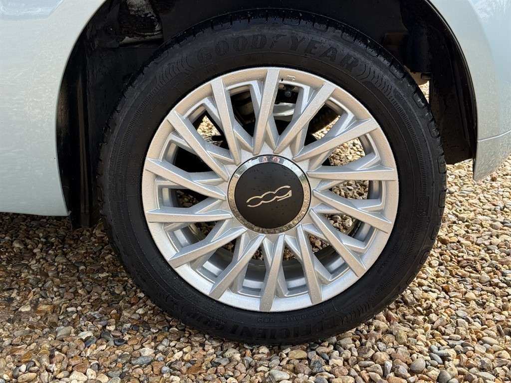 2024 FIAT 500 2024 FIAT 500