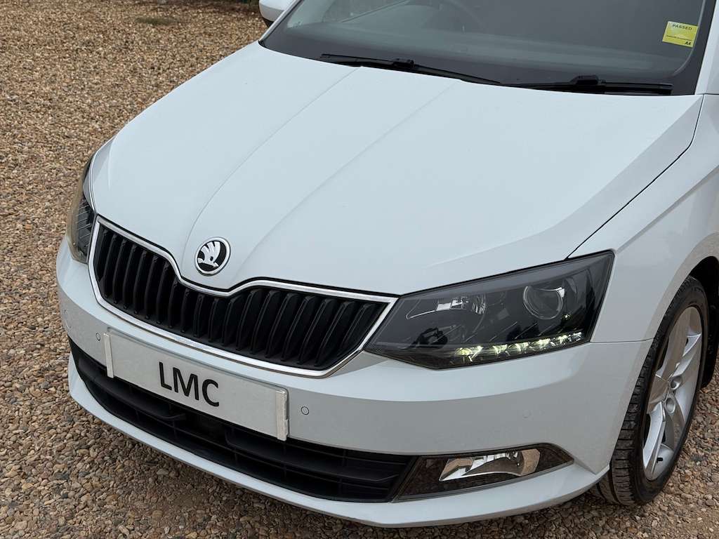 2015 SKODA FABIA 2015 SKODA FABIA