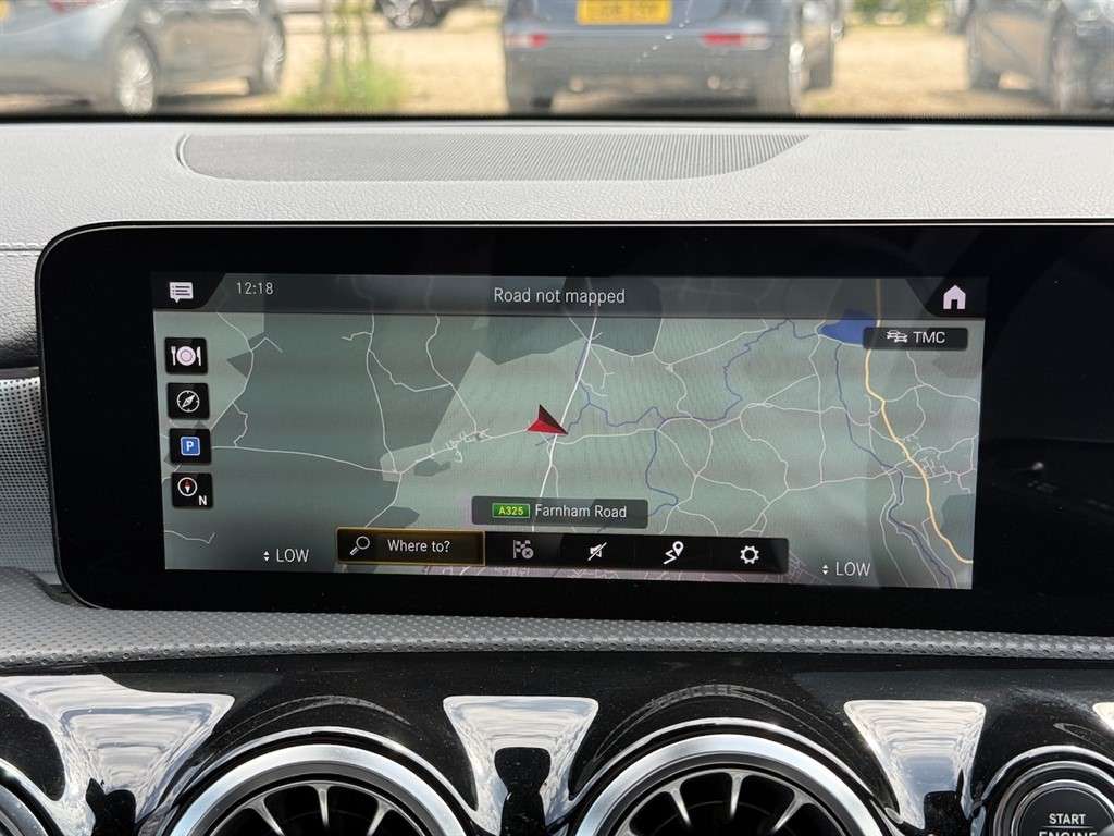 2022 MERCEDES A180 2022 MERCEDES A180