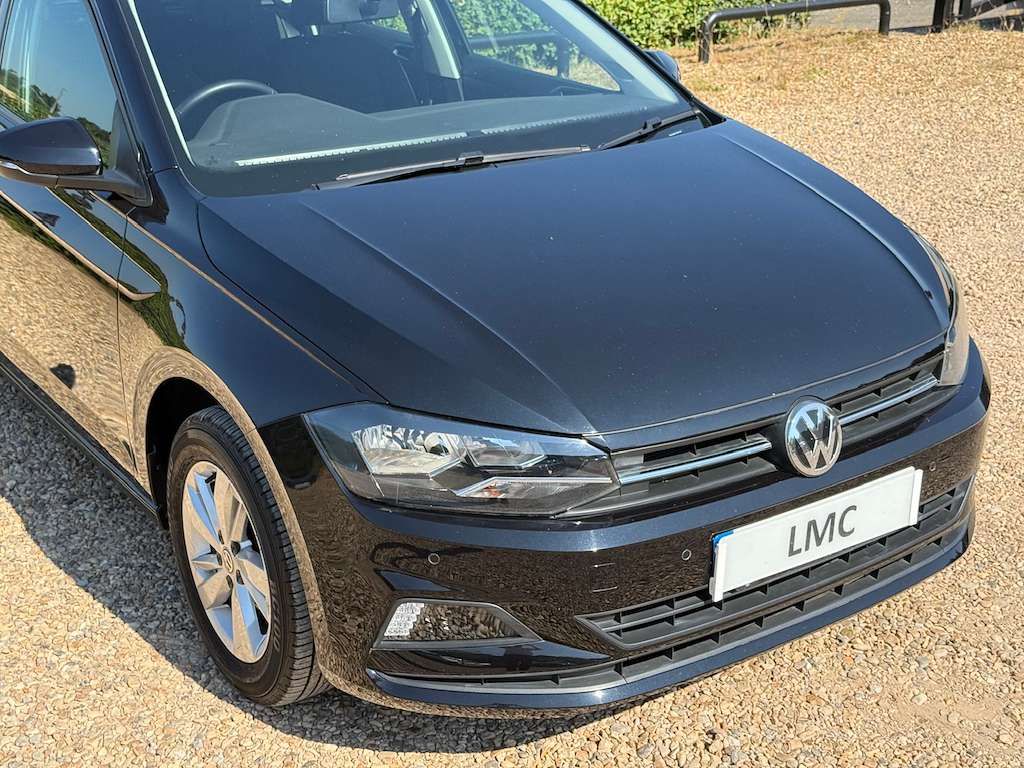 A 2019 VOLKSWAGEN POLO 1.0 TSI GPF SE Hatchback 5dr Petrol Manual Euro 6 A 2019 VOLKSWAGEN POLO 1.0 TSI GPF SE Hatchback 5dr Petrol Manual Euro 6