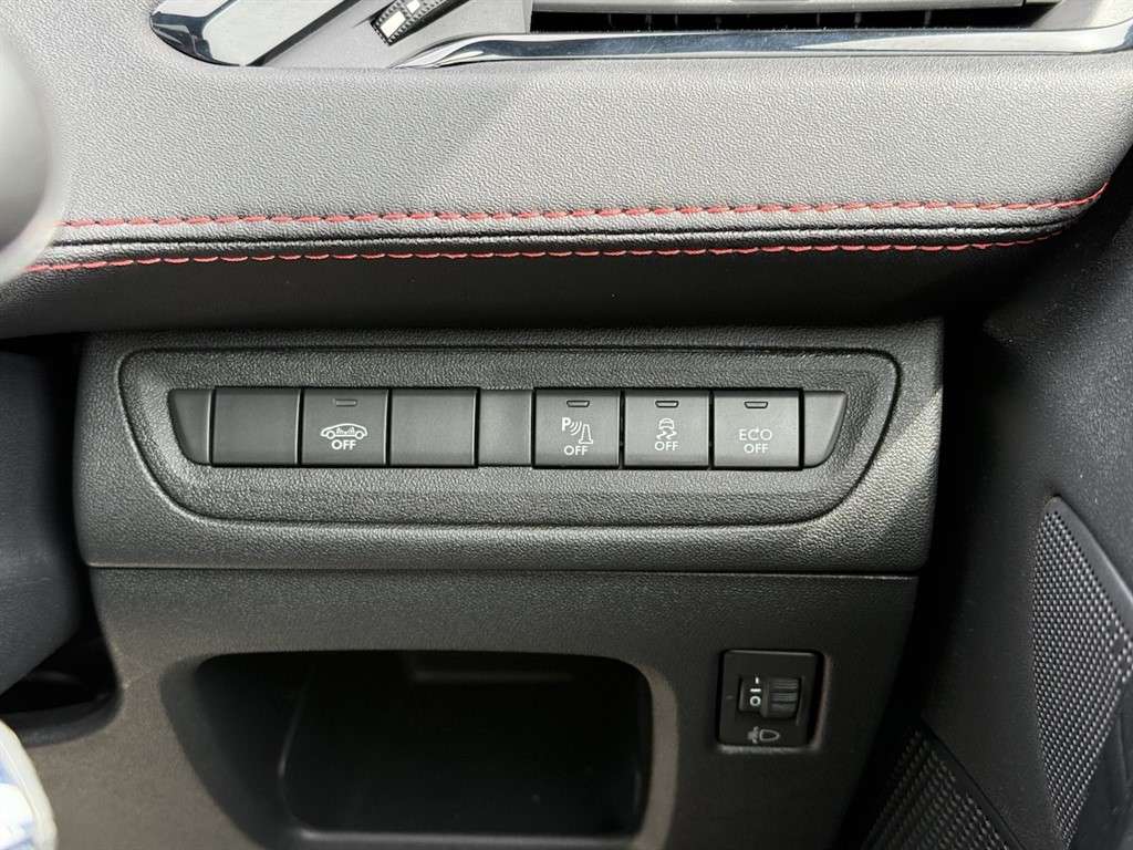 2018 PEUGEOT 208 2018 PEUGEOT 208
