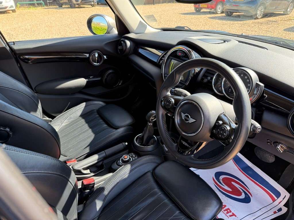 2018 MINI HATCH 2018 MINI HATCH