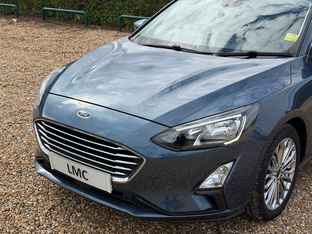 A 2019 FORD FOCUS 1.0T EcoBoost Titanium X Hatchback 5dr Petrol Manu A 2019 FORD FOCUS 1.0T EcoBoost Titanium X Hatchback 5dr Petrol Manu