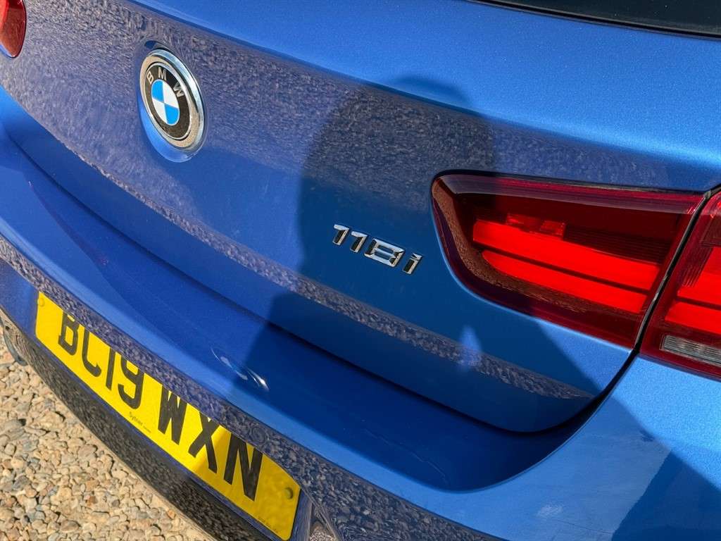 2019 BMW 1 SERIES 2019 BMW 1 SERIES