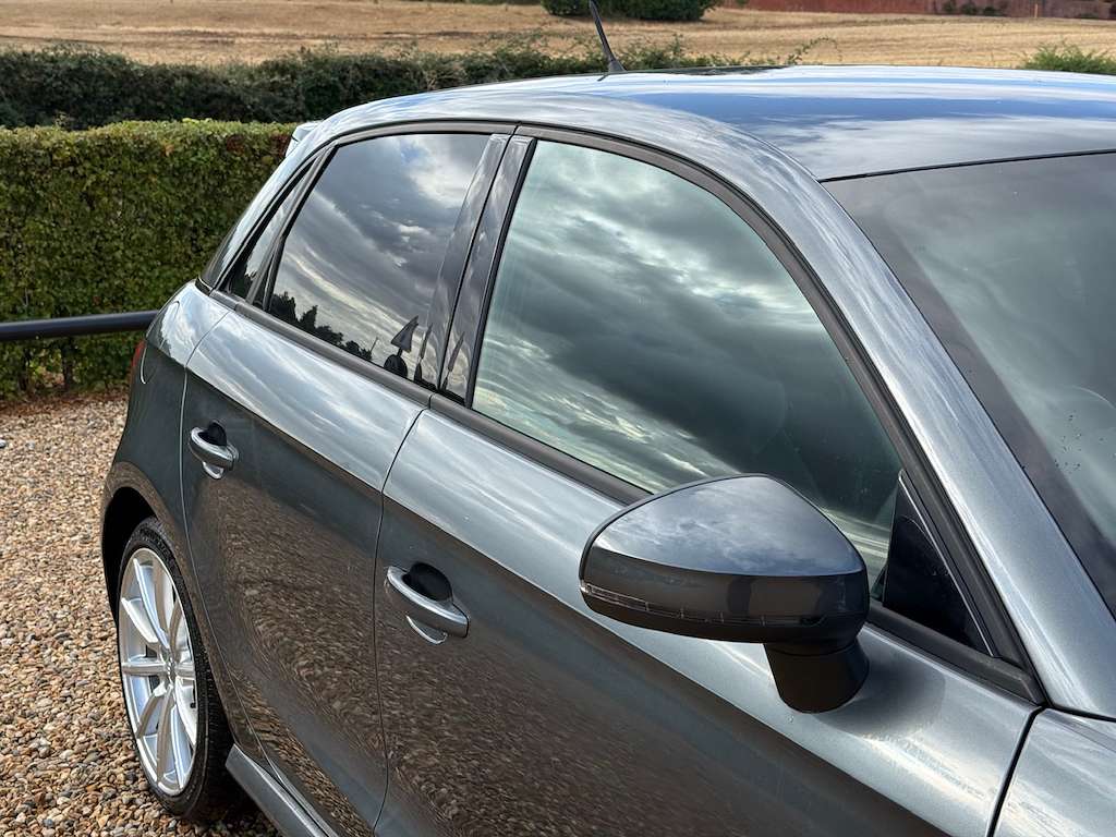 2016 AUDI A1 2016 AUDI A1