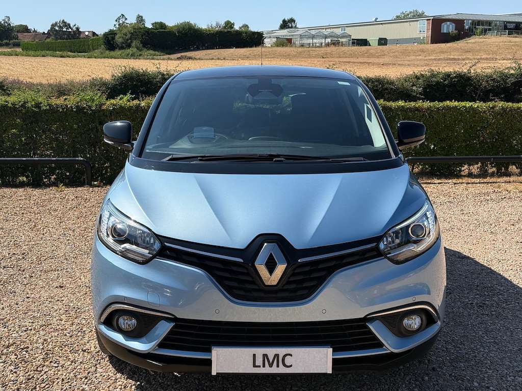 A 2017 RENAULT SCENIC 1.5 dCi Dynamique S Nav MPV 5dr Diesel Manual Euro A 2017 RENAULT SCENIC 1.5 dCi Dynamique S Nav MPV 5dr Diesel Manual Euro