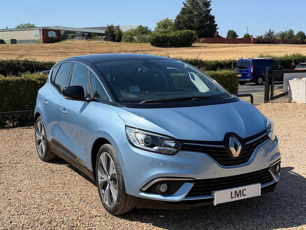 A 2017 RENAULT SCENIC 1.5 dCi Dynamique S Nav MPV 5dr Diesel Manual Euro A 2017 RENAULT SCENIC 1.5 dCi Dynamique S Nav MPV 5dr Diesel Manual Euro