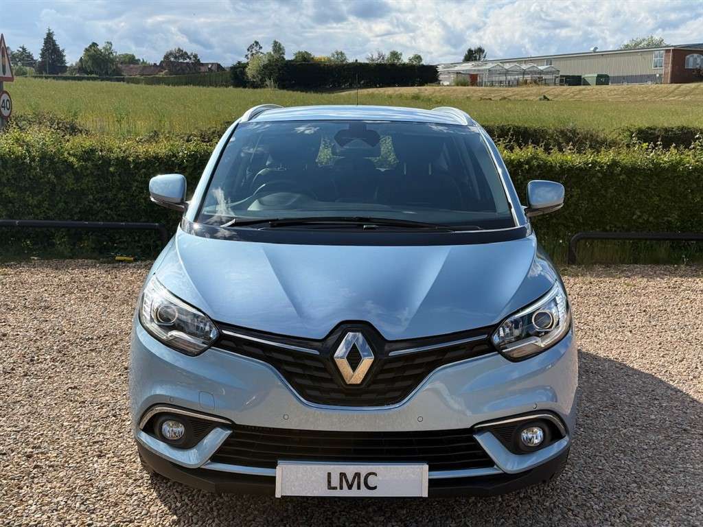A 2017 RENAULT GRAND SCENIC 1.6 dCi Dynamique Nav MPV 5dr Diesel Manual Euro 6 A 2017 RENAULT GRAND SCENIC 1.6 dCi Dynamique Nav MPV 5dr Diesel Manual Euro 6