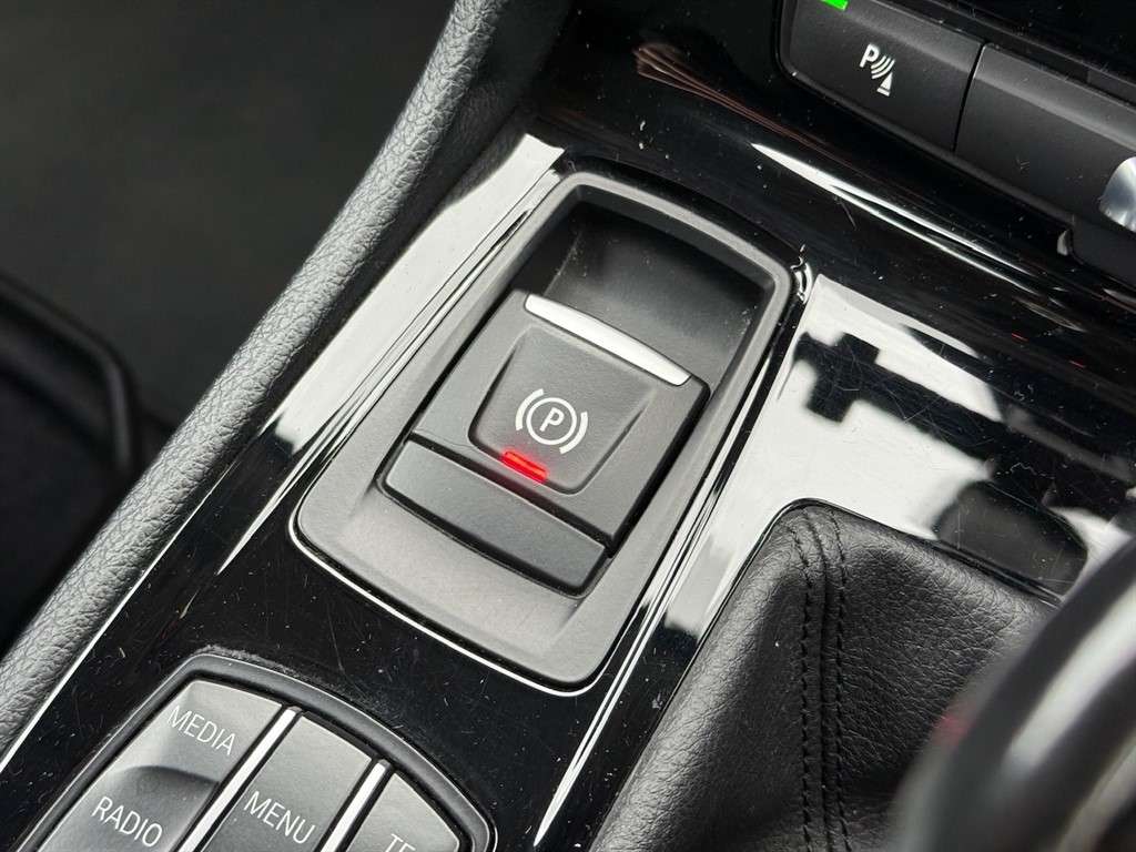 2016 BMW 218I 2016 BMW 218I