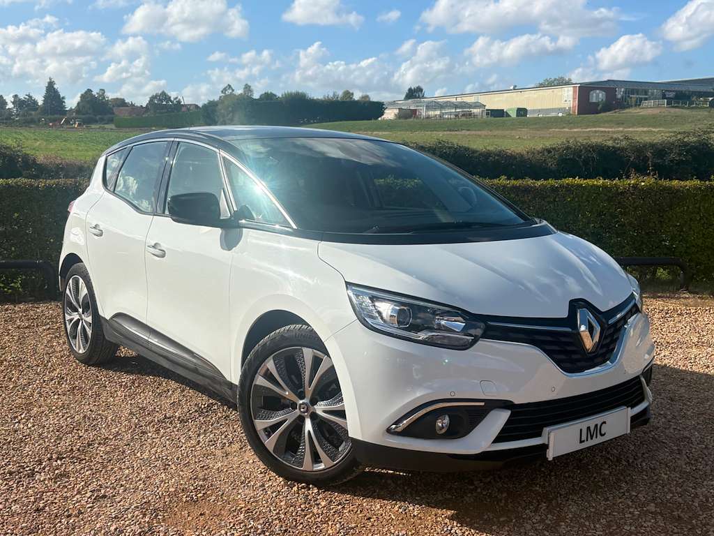 A 2017 RENAULT SCENIC 1.2 TCe Dynamique Nav MPV 5dr Petrol Manual Euro 6 A 2017 RENAULT SCENIC 1.2 TCe Dynamique Nav MPV 5dr Petrol Manual Euro 6