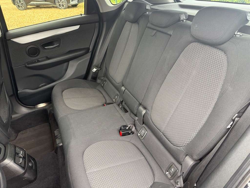 2016 BMW 218I 2016 BMW 218I