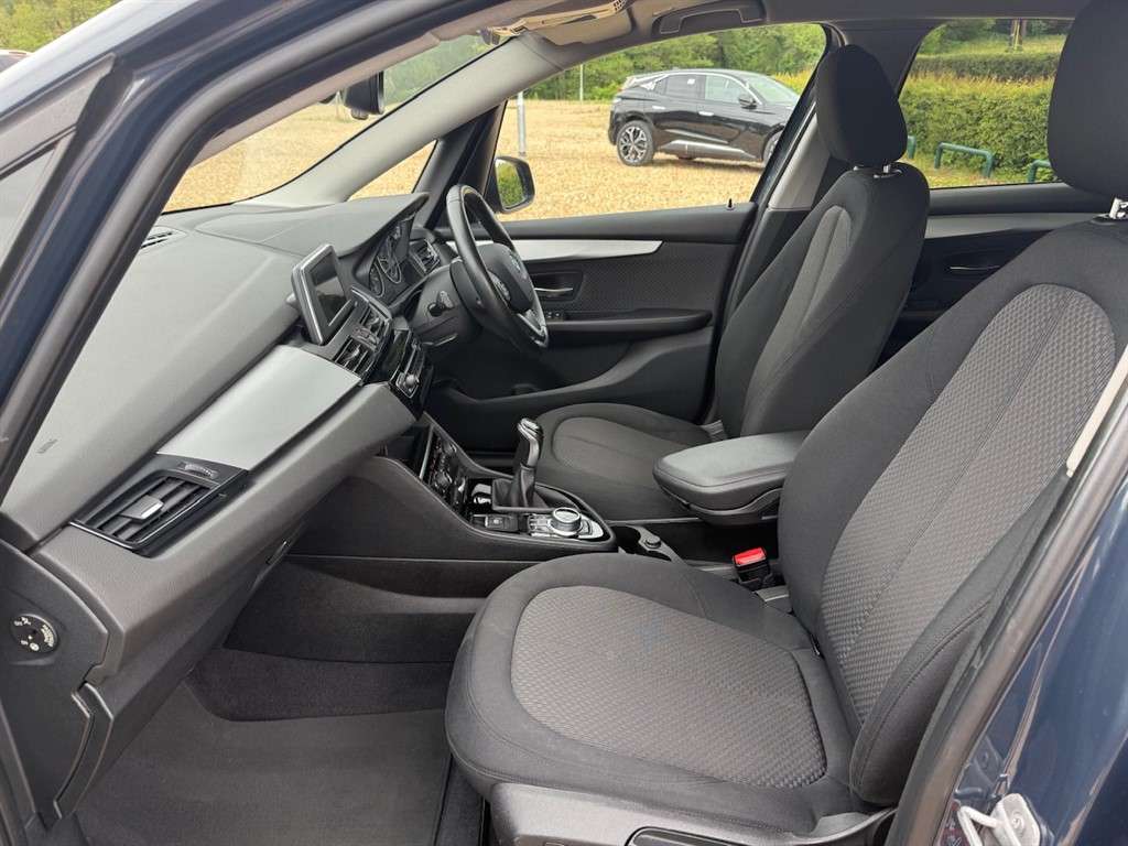 2016 BMW 218I 2016 BMW 218I