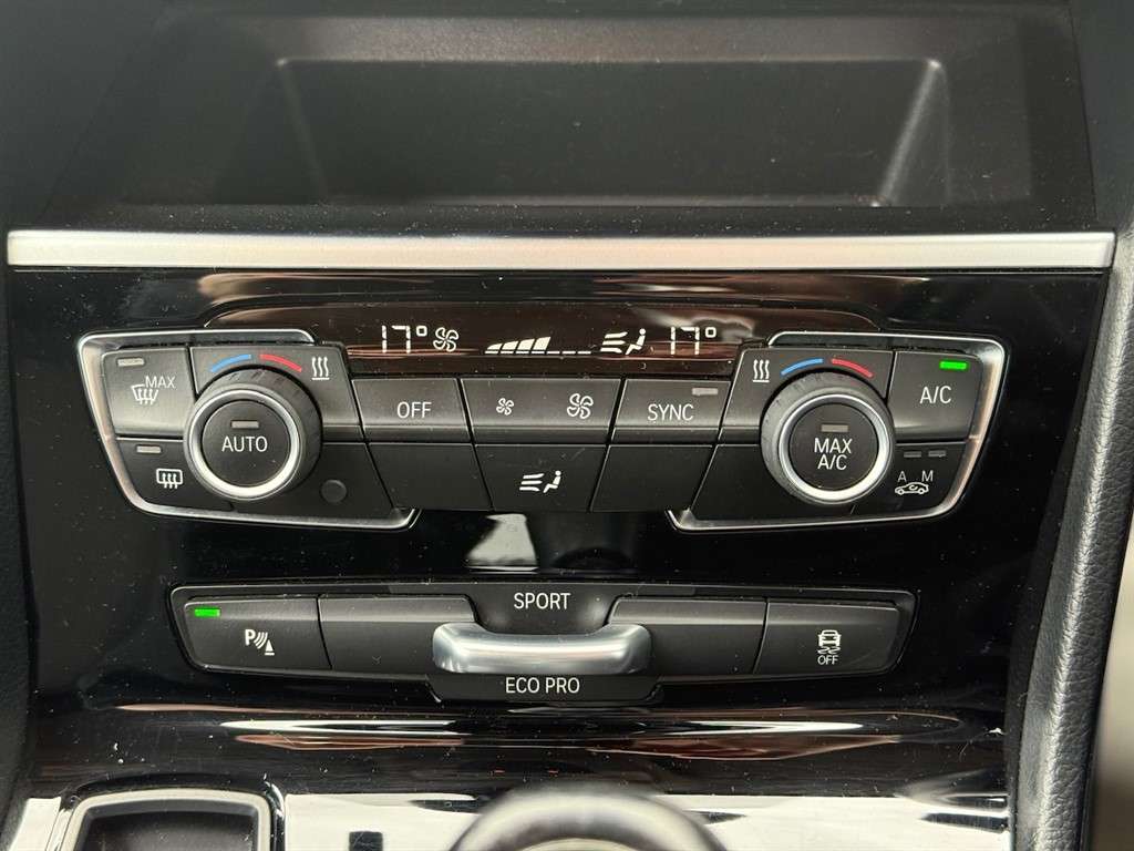 2016 BMW 218I 2016 BMW 218I