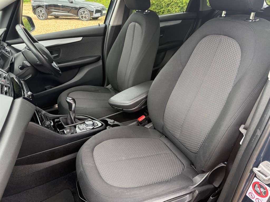2016 BMW 218I 2016 BMW 218I