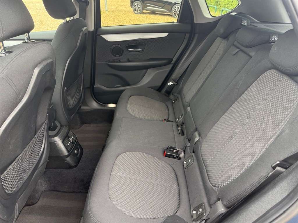 2016 BMW 218I 2016 BMW 218I