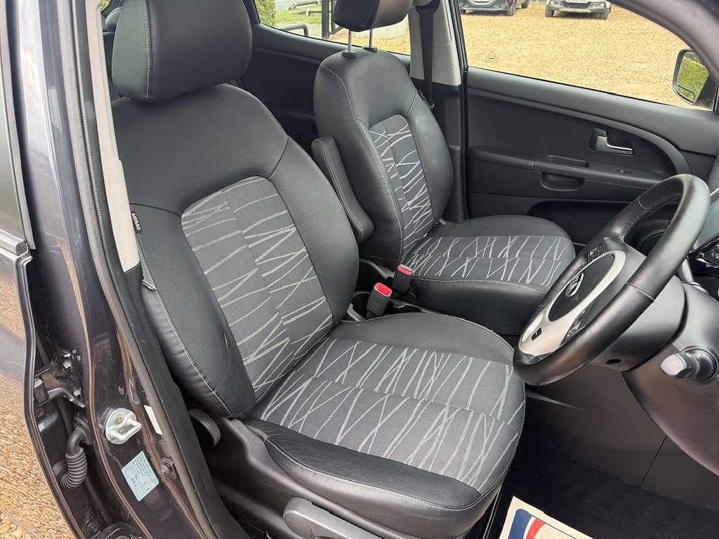 2018 KIA VENGA 2018 KIA VENGA