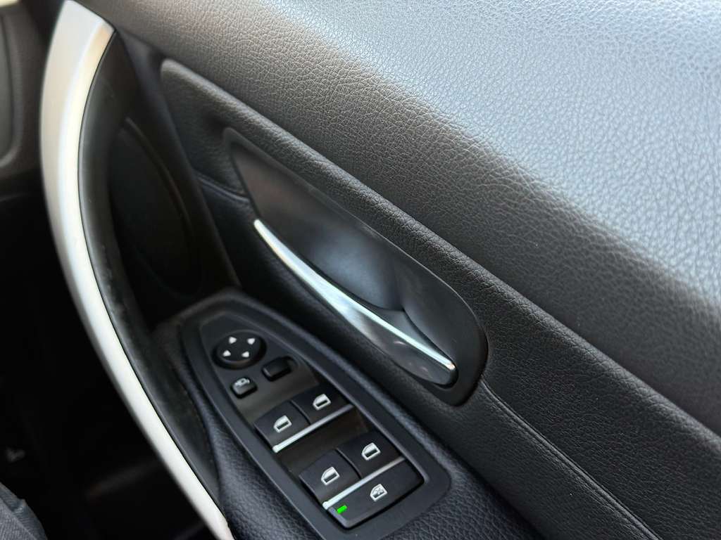 2017 BMW 320D 2017 BMW 320D