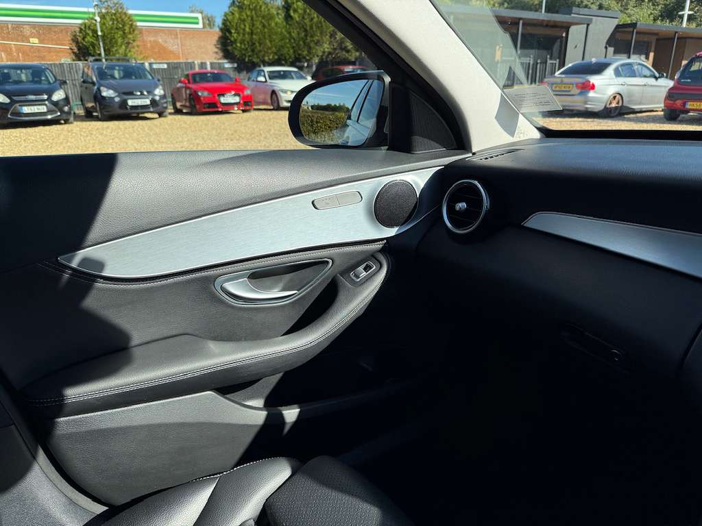 2016 MERCEDES C220 2016 MERCEDES C220