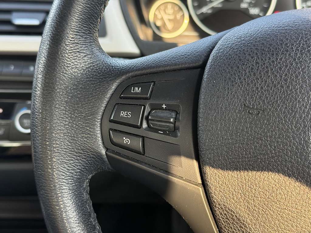 2017 BMW 320D 2017 BMW 320D
