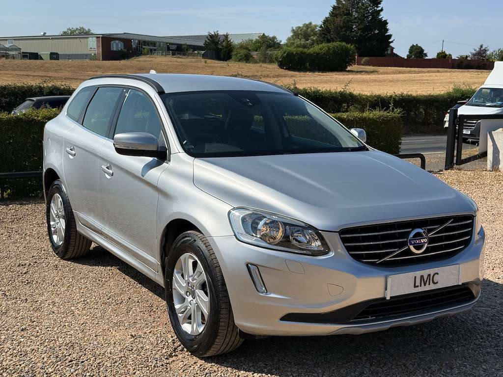 A 2017 VOLVO XC60 2.0 D4 SE Nav SUV 5dr Diesel Auto Euro 6 (s/s) (19 A 2017 VOLVO XC60 2.0 D4 SE Nav SUV 5dr Diesel Auto Euro 6 (s/s) (19
