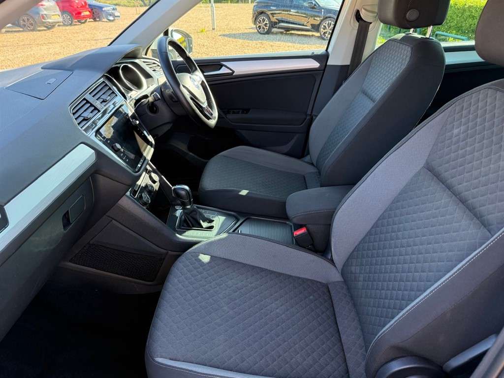 2019 VOLKSWAGEN TIGUAN 2019 VOLKSWAGEN TIGUAN