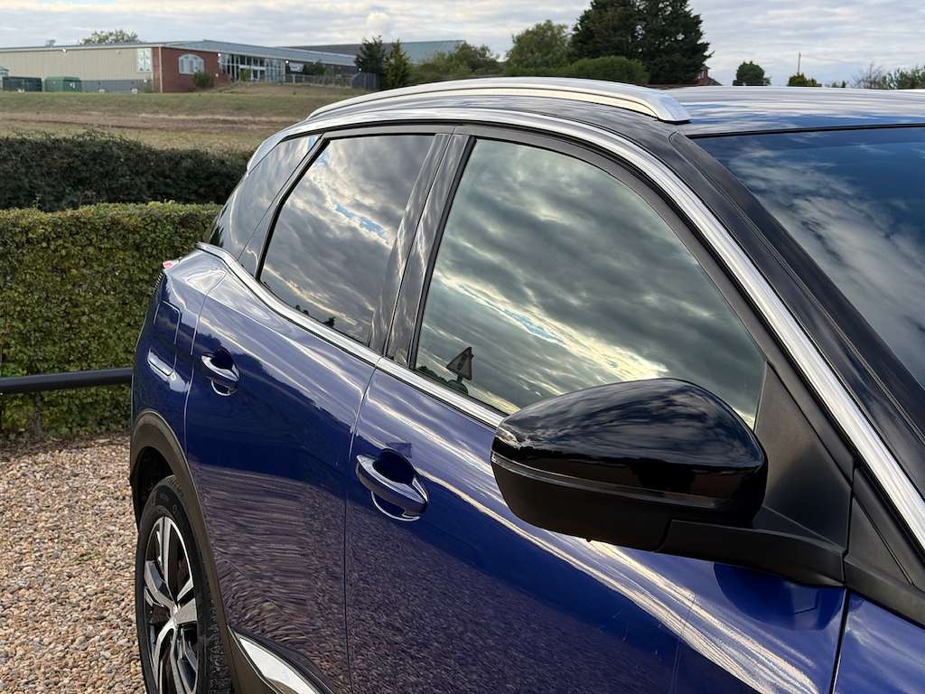 2020 PEUGEOT 3008 2020 PEUGEOT 3008