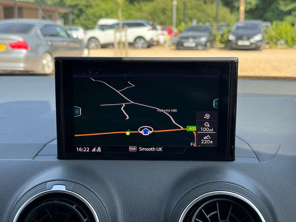 2017 AUDI Q2 2017 AUDI Q2