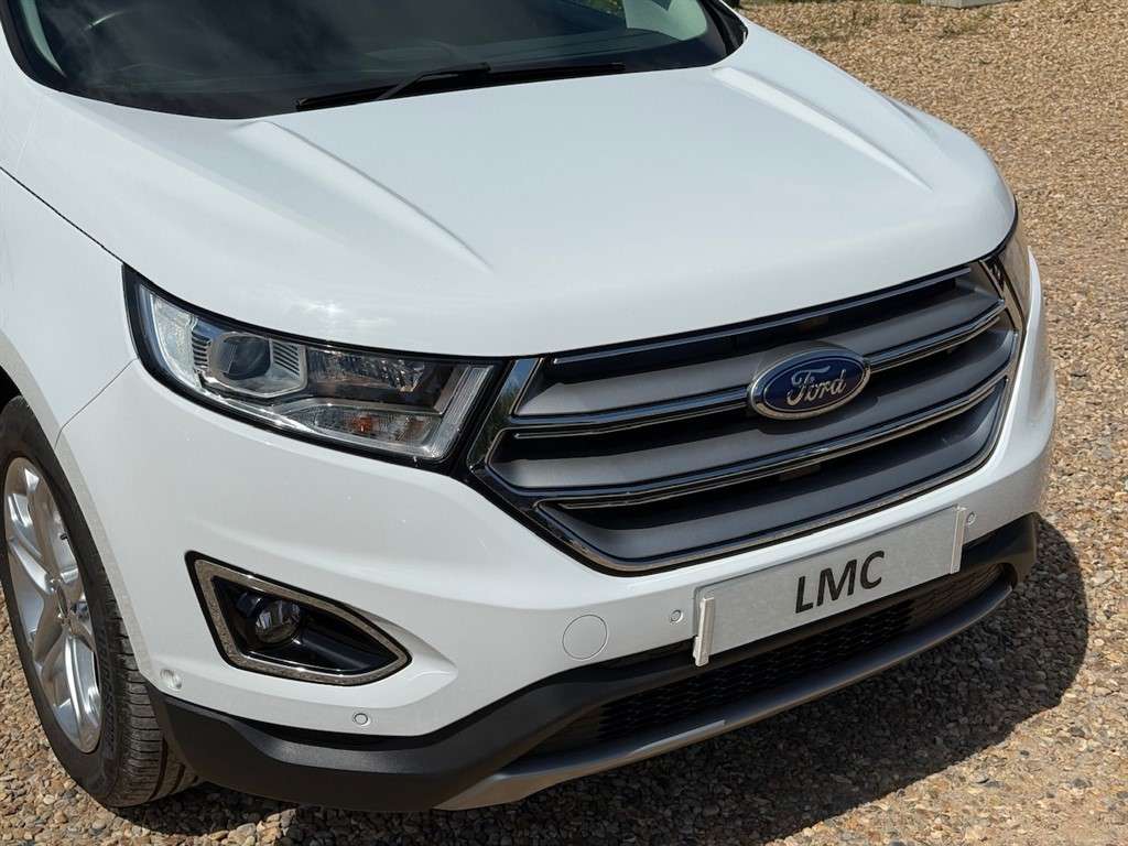 A 2017 FORD EDGE 2.0 TDCi Titanium SUV 5dr Diesel Manual AWD Euro 6 A 2017 FORD EDGE 2.0 TDCi Titanium SUV 5dr Diesel Manual AWD Euro 6