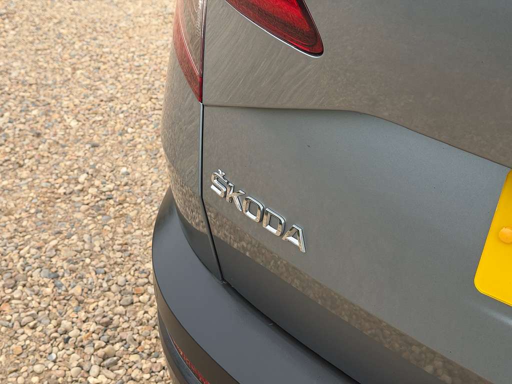 2019 SKODA KAROQ 2019 SKODA KAROQ