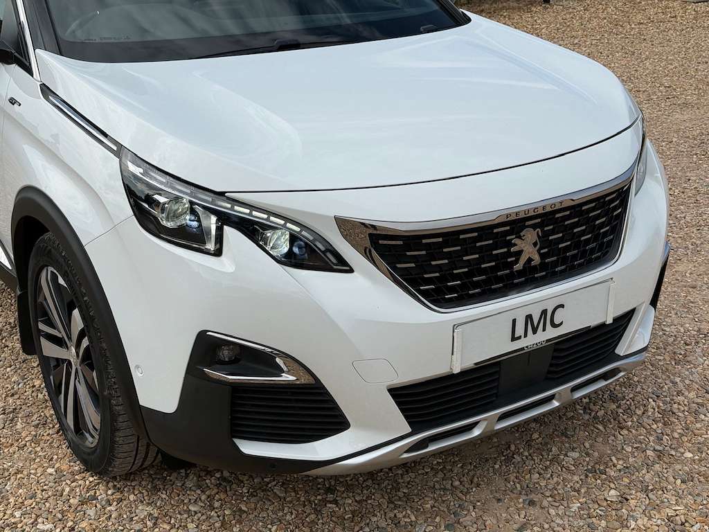 A 2018 PEUGEOT 5008 2.0 BlueHDi GT SUV 5dr Diesel EAT Auto 6Spd Euro 6 A 2018 PEUGEOT 5008 2.0 BlueHDi GT SUV 5dr Diesel EAT Auto 6Spd Euro 6