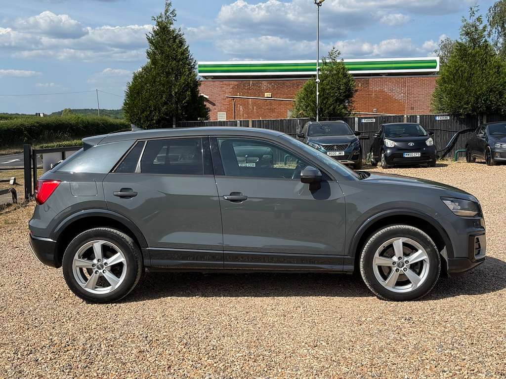 2017 AUDI Q2 2017 AUDI Q2