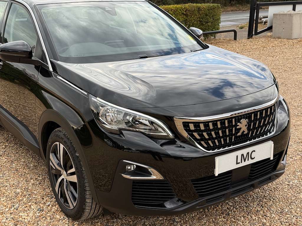 A 2017 PEUGEOT 3008 1.6 BlueHDi Active SUV 5dr Diesel Manual Euro 6 (s A 2017 PEUGEOT 3008 1.6 BlueHDi Active SUV 5dr Diesel Manual Euro 6 (s